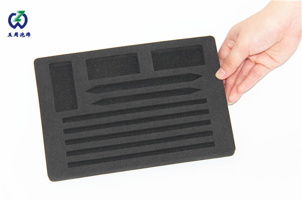 海綿內襯的防震性能如何提高？