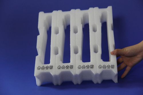 長條形瓶 EPE 內(nèi)襯：食品飲料行業(yè)的循環(huán)物流方案