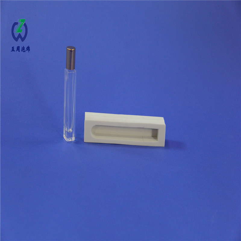 細(xì)長香水瓶包裝：EVA 泡棉內(nèi)襯的防碎護(hù)瓶與簡約適配