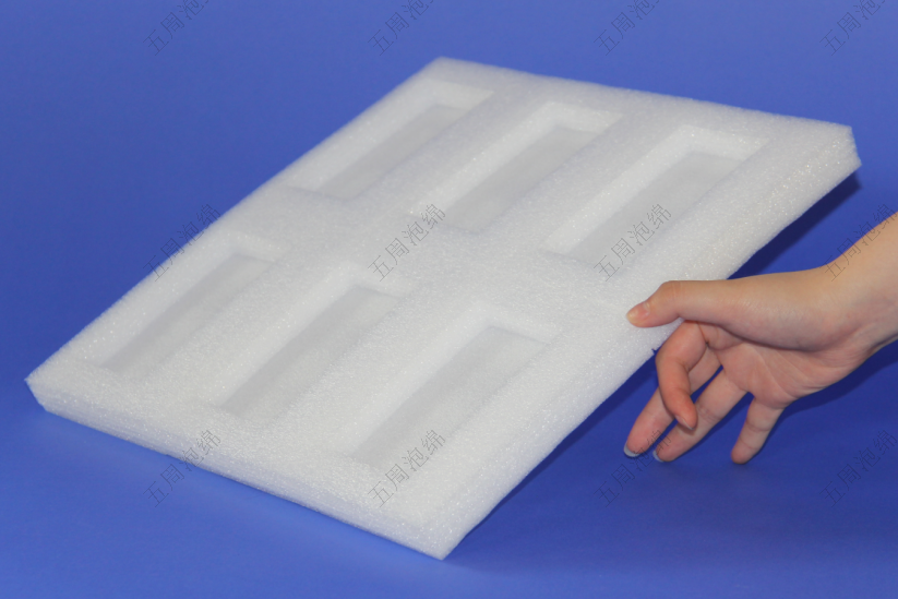 六格長條形珍珠棉托盤：電子煙彈的標準化周轉(zhuǎn)方案