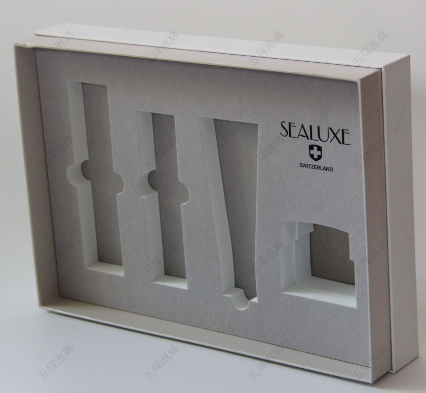 護膚品套裝 EVA 內(nèi)襯：品牌適配與緩沖防護的高端方案